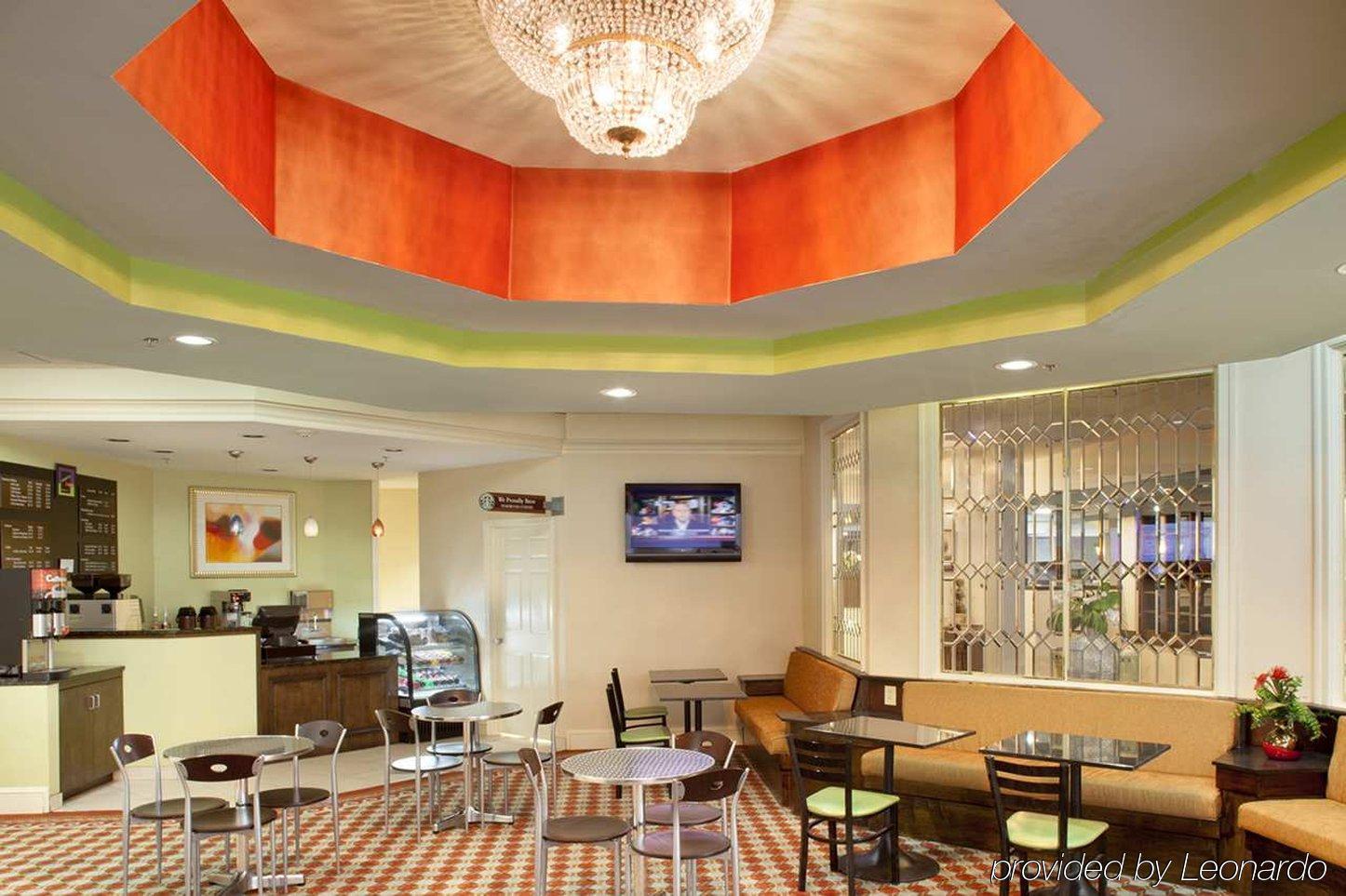 Doubletree By Hilton Fayetteville Exterior foto